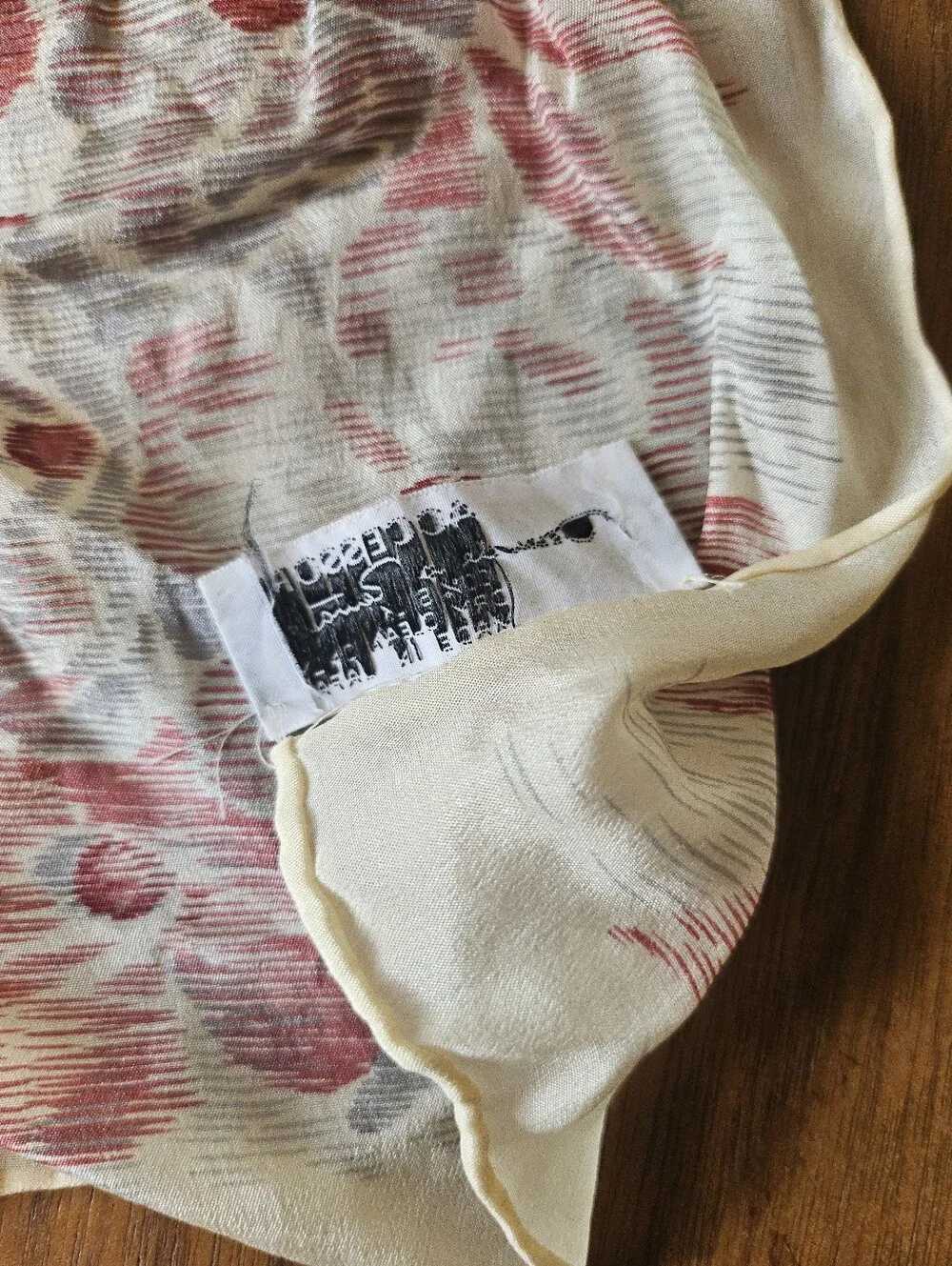Vintage Oscar De La Renta 100% Silk 20